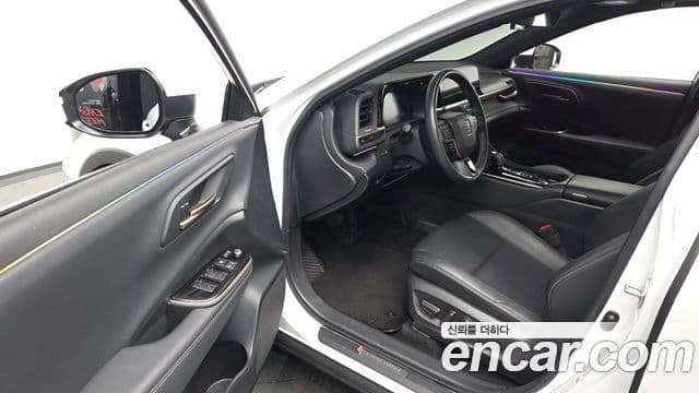 Toyota 크라운 кроссовер, 2025 11