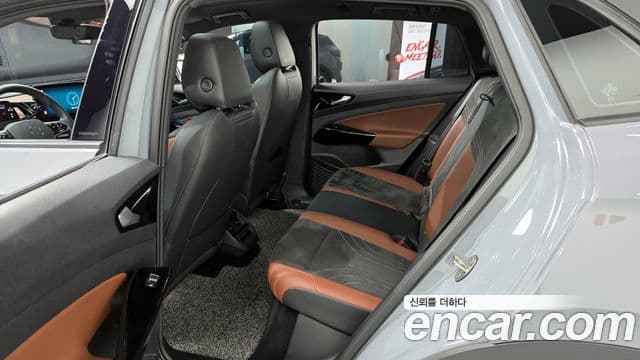 Volkswagen ID.4 Pro, 2023 12