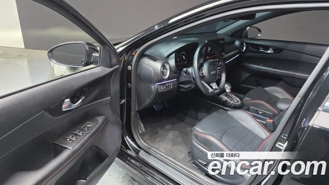 Kia The / новый New K3 2세대 Signature, 2024 10