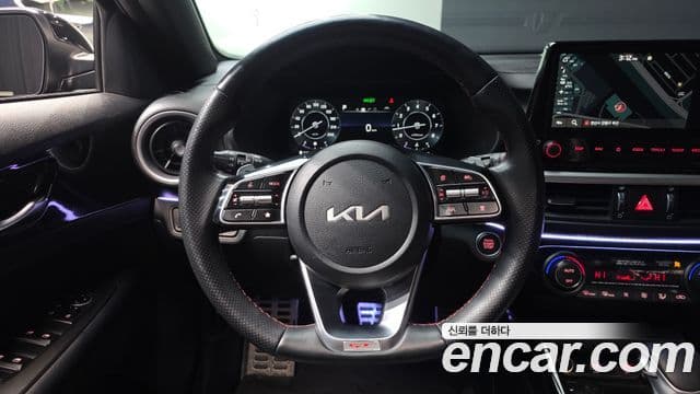 Kia The / новый New K3 2세대 Signature, 2024 13