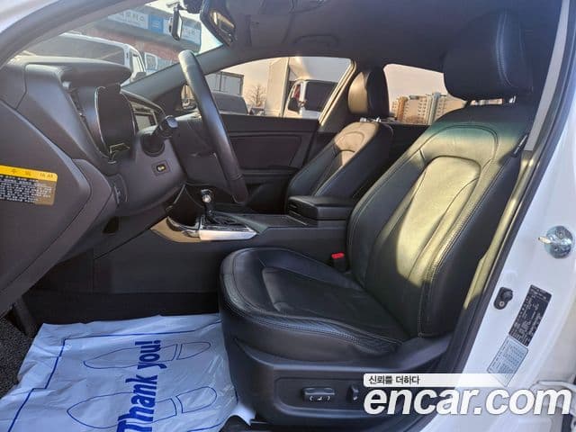 Kia K5 Noblesse, 2011 12