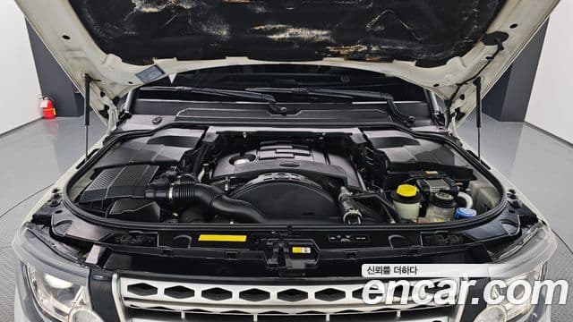 Land Rover Discovery 4 3.0 SDV6 HSE, 2016 6