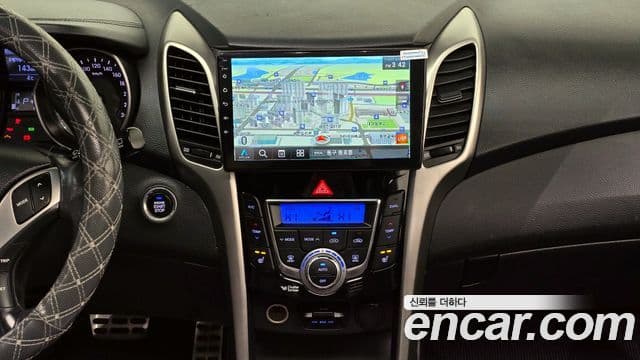 Hyundai i30(новый кузов / новое поколение) дизель 1.6 VGT Extreme, 2012 16