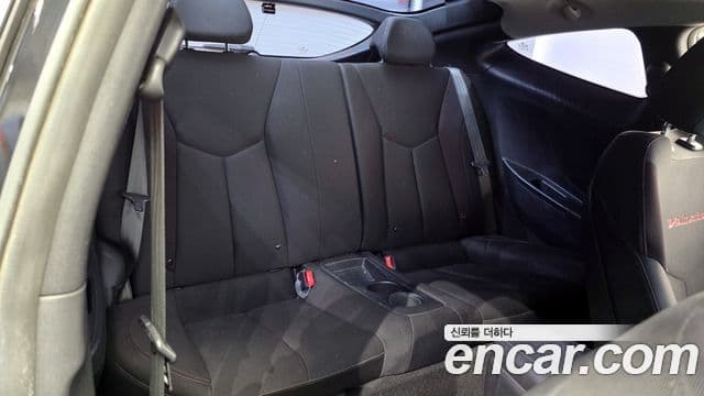 Hyundai Veloster Unique, 2013 12