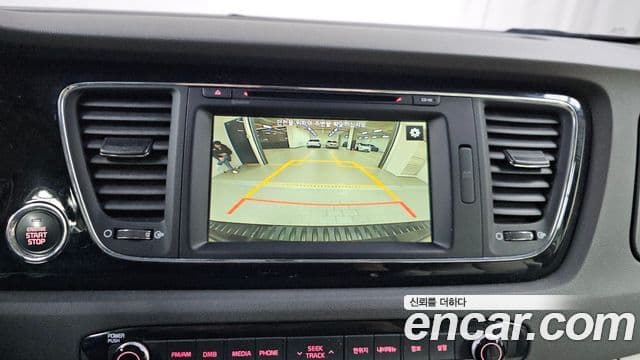 Kia All New Carnival VIP, 2016 15