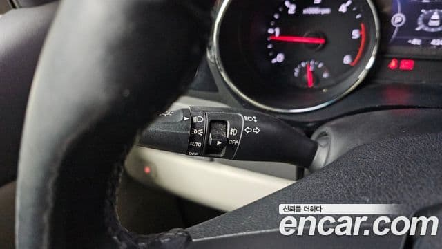 Kia All New Carnival VIP, 2016 18