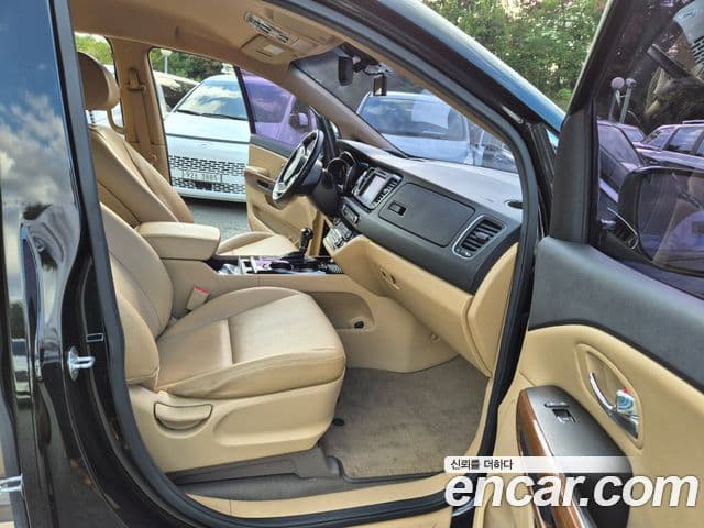 Kia All New Carnival Prestige, 2016 15