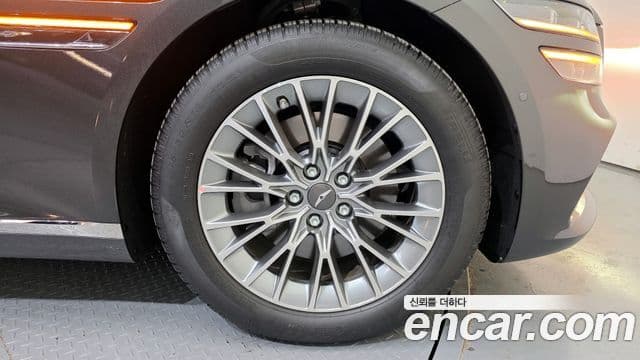 Genesis G80 (RG3) бензин 2.5 турбо AWD, 2024 все фото