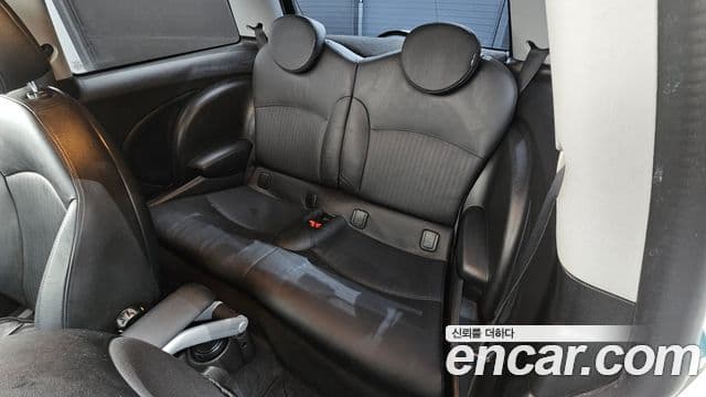 Mini Cooper 2세대, 2009 11