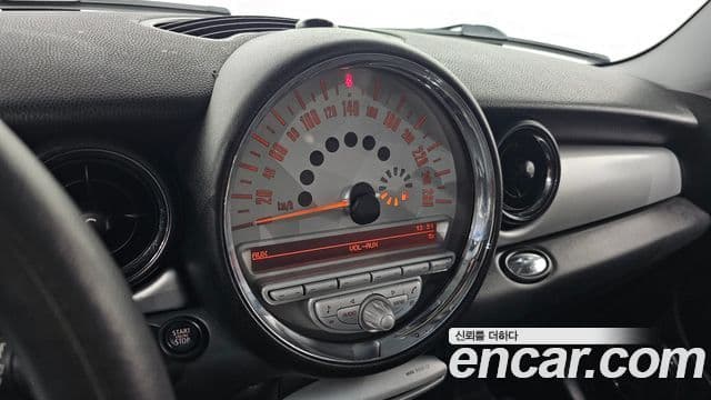 Mini Cooper 2세대, 2009 17