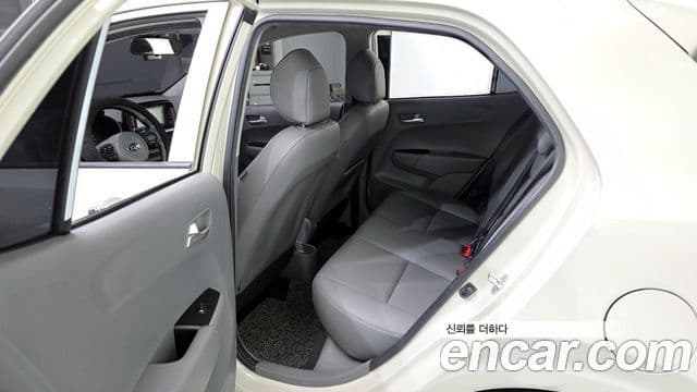 Kia Morning Urban (JA) Prestige, 2021 11