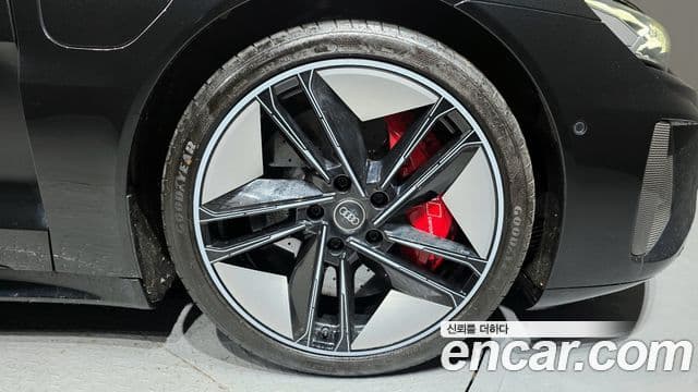 Audi RS e-Tron GT GT RS, 2022 все фото