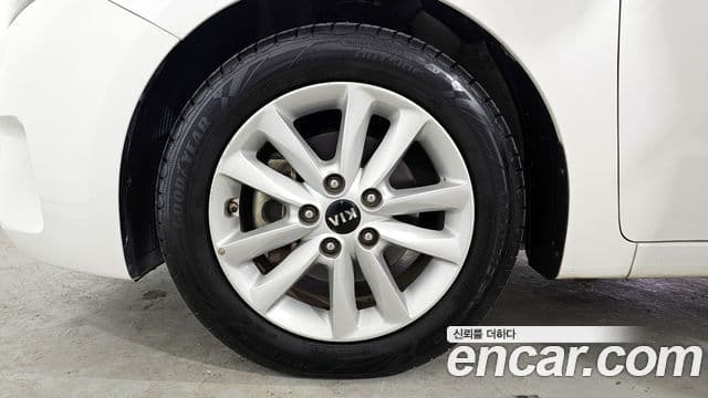 Kia The / новый New K3 Trendy, 2017 все фото