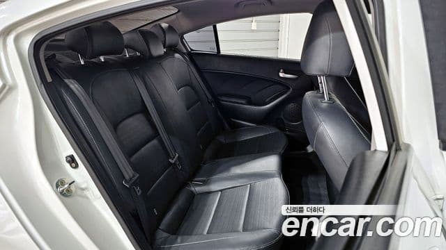 Kia The / новый New K3 Trendy, 2017 12