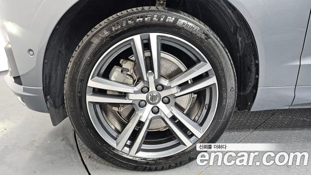 Volvo XC60 2세대 T8 R-Design, 2021 все фото