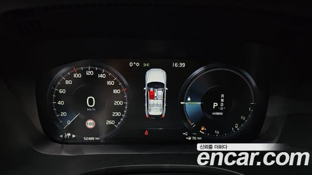 Volvo XC60 2세대 T8 R-Design, 2021 8