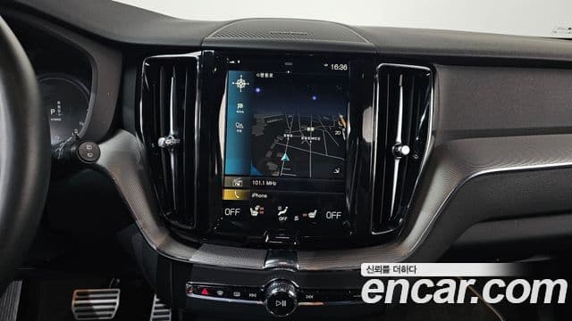 Volvo XC60 2세대 T8 R-Design, 2021 14