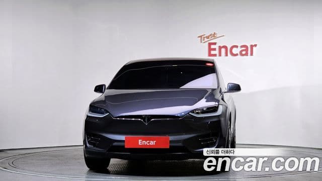 Tesla модель X Long Range, 2020 3