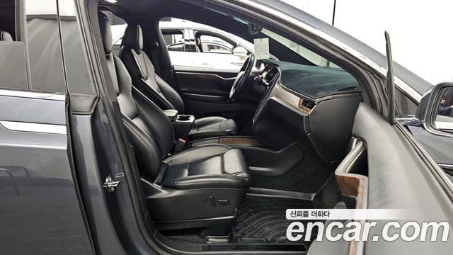 Tesla модель X Long Range, 2020 10