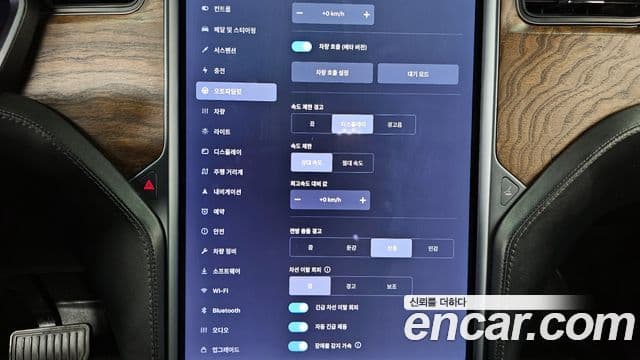 Tesla модель X Long Range, 2020 18