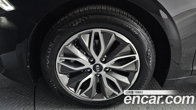 Kia K5 гибрид 3세대 Prestige, 2021 все фото