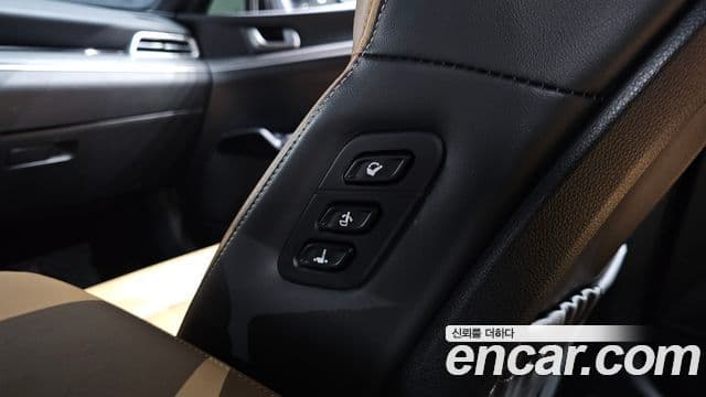 Kia K5 гибрид 3세대 Prestige, 2021 16