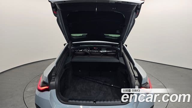 BMW i4 eDrive40 M Sport Pro, 2023 20