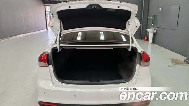 Kia The / новый New K3 Style, 2018 8