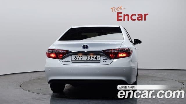 Toyota New 캠리 гибрид LE, 2016 4
