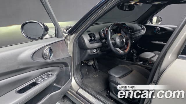 Mini Cooper 클럽맨 2세대, 2018 10