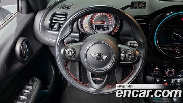 Mini Cooper 클럽맨 2세대, 2018 13