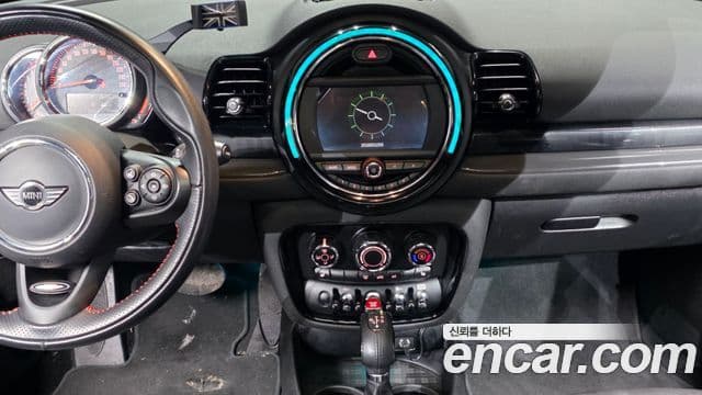 Mini Cooper 클럽맨 2세대, 2018 14