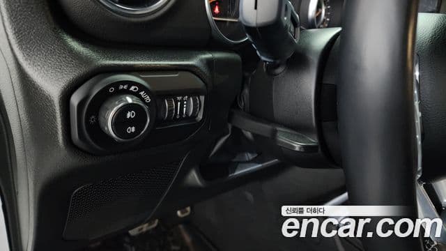 Jeep Wrangler (JL) 2.0 Overland Power top 4도어, 2023 14