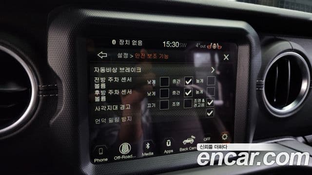 Jeep Wrangler (JL) 2.0 Overland Power top 4도어, 2023 17