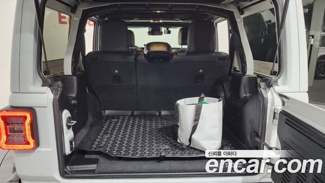 Jeep Wrangler (JL) 2.0 Overland Power top 4도어, 2023 20