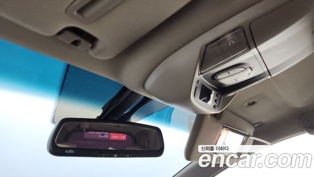 KG모빌리티(SsangYong) Korando 투리스모 4WD GT 9인승, 2014 19