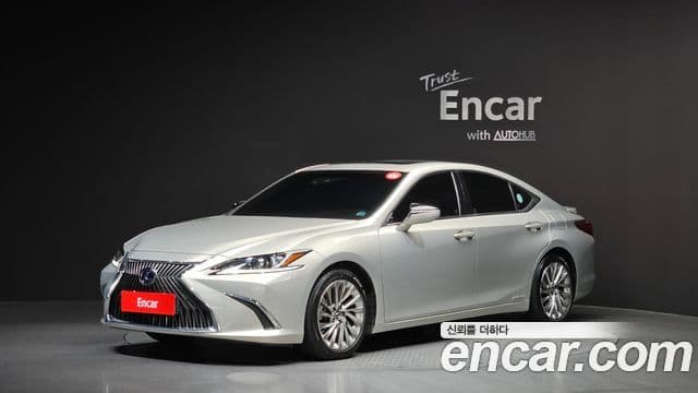 Lexus ES300h 7세대 Luxury Plus, 2020 1