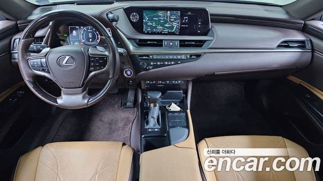 Lexus ES300h 7세대 Luxury Plus, 2020 7