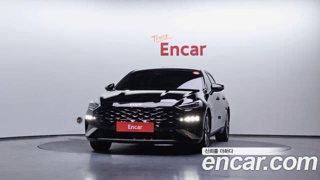 Kia K8 гибрид Signature, 2024 3