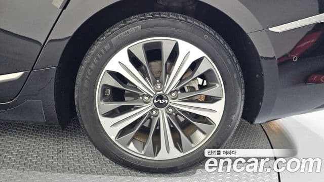 Kia K8 гибрид Signature, 2024 все фото