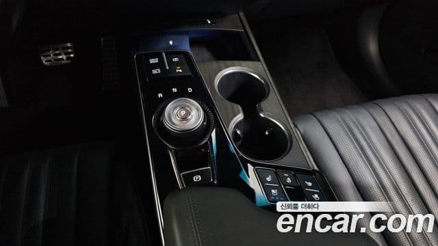 Kia K8 гибрид Signature, 2024 9