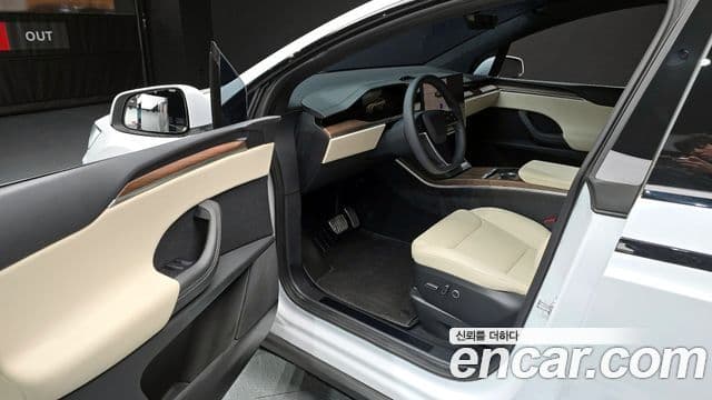 Tesla модель X, 2023 10