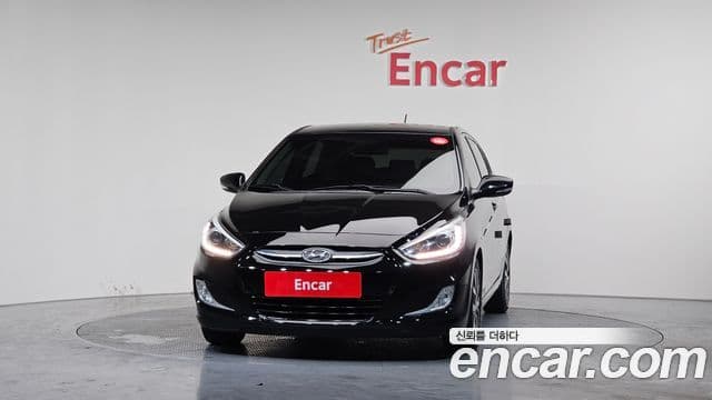 Hyundai Accent(новый кузов / новое поколение) Premium, 2016 3