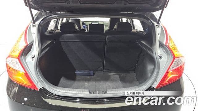 Hyundai Accent(новый кузов / новое поколение) Premium, 2016 20