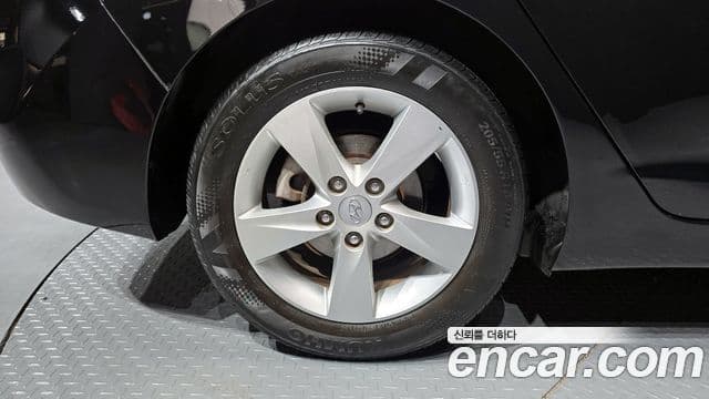 Hyundai Avante MD M16 GDI Smart, 2013 все фото