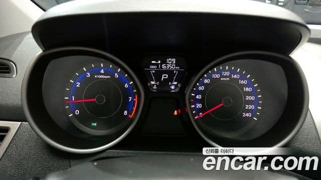 Hyundai Avante MD M16 GDI Smart, 2013 8