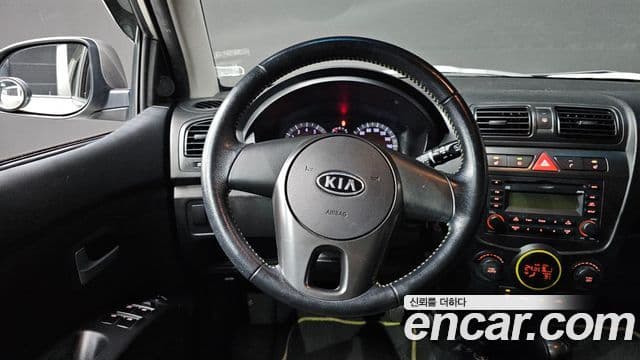 Kia 뉴모닝 люксовая версия Black Premium, 2011 13