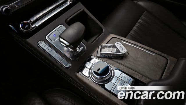 Genesis G90 Prestige, 2019 9