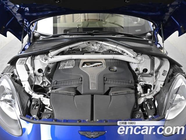 Aston Martin DBX 4.0 V8 707, 2023 6