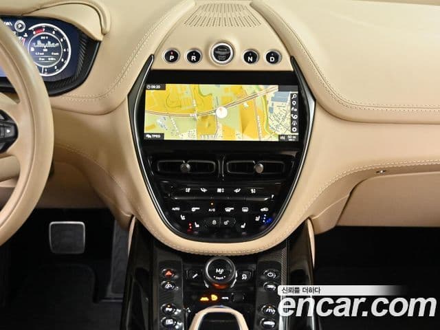 Aston Martin DBX 4.0 V8 707, 2023 14